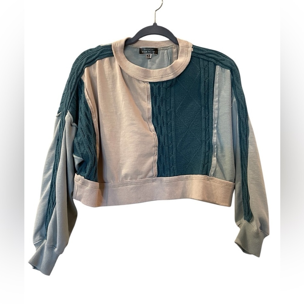 Blue Blush Women’s Crop Top Shirt Sweatshirt Green Beige Block Size Small